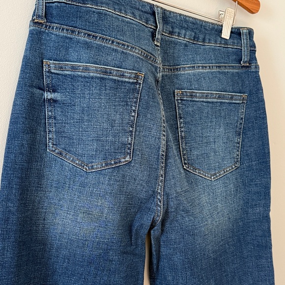 High Rise Blue Jeans - Picture 7 of 8